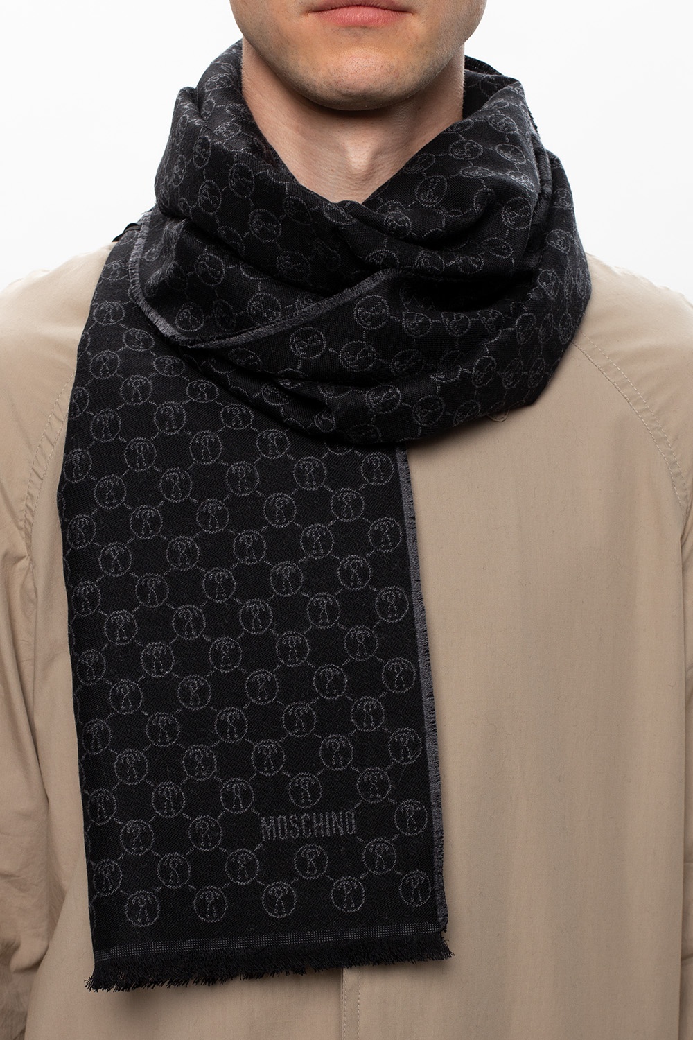 Moschino best sale scarf mens